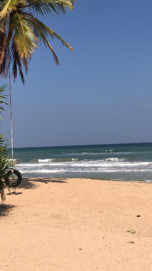 Moon Isle Beach Bungalow Нилавели Экстерьер фото